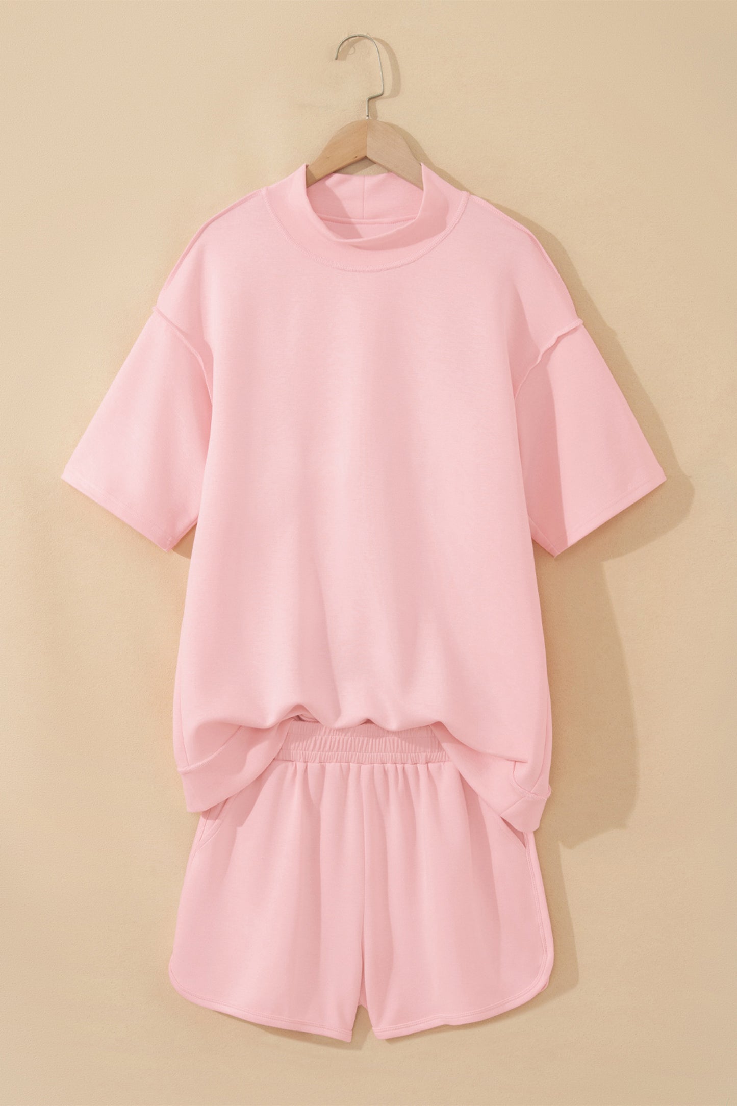 ミストブルー ソリッドカラー 露出シーム モックネック オーバーサイズ Tシャツ カジュアル ショーツ 2 個 衣装