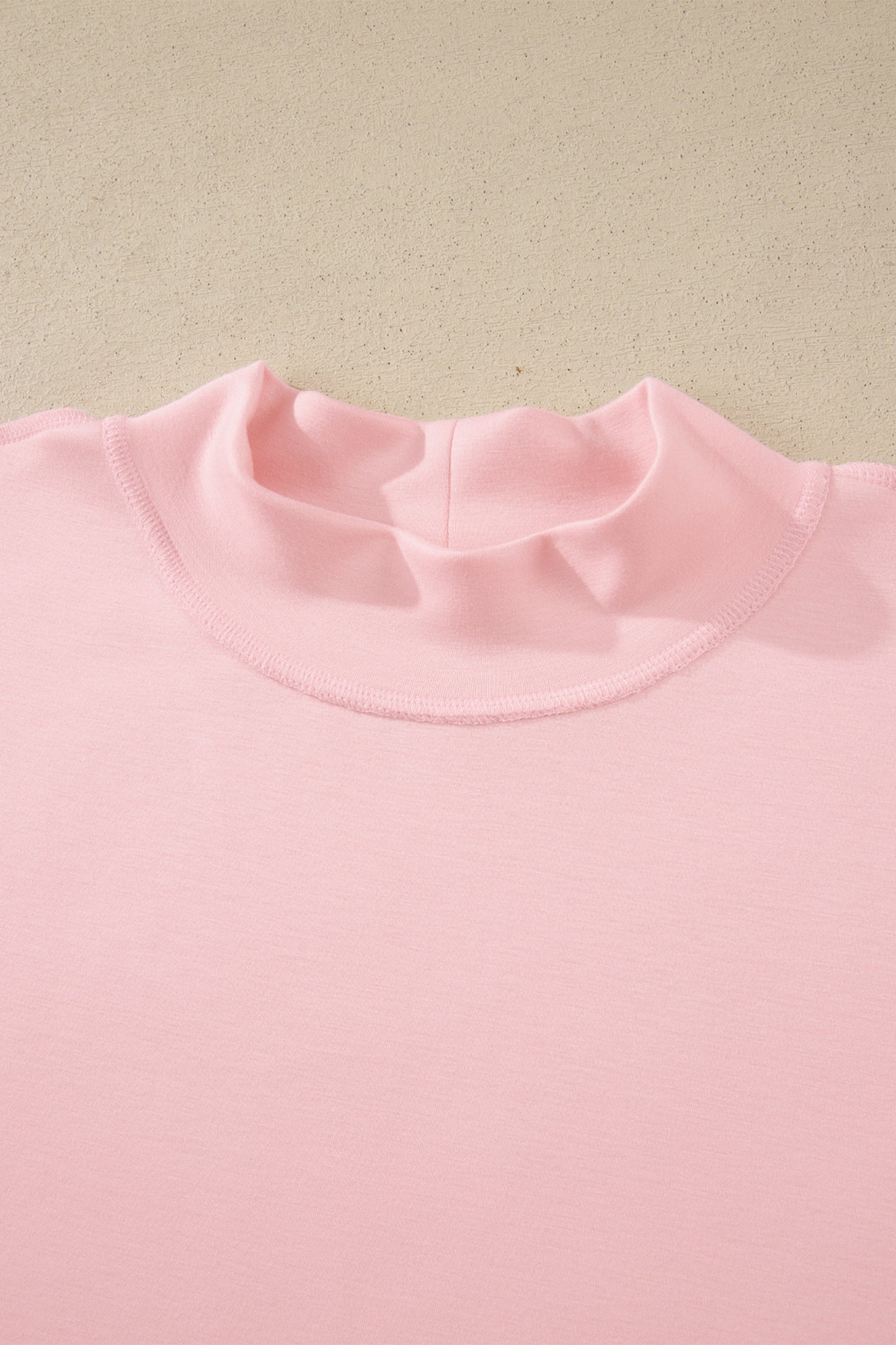 ミストブルー ソリッドカラー 露出シーム モックネック オーバーサイズ Tシャツ カジュアル ショーツ 2 個 衣装